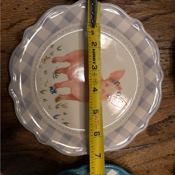 The Pioneer Woman Farm Animal Plates Set - Red, Blue, Yellow - Picture 11 of 13